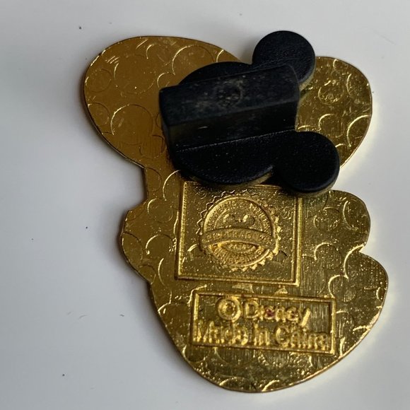 Disney Character Hats - Mystery - Goofy Walt Disney World Collectible Pin - 2012 - Picture 2 of 4